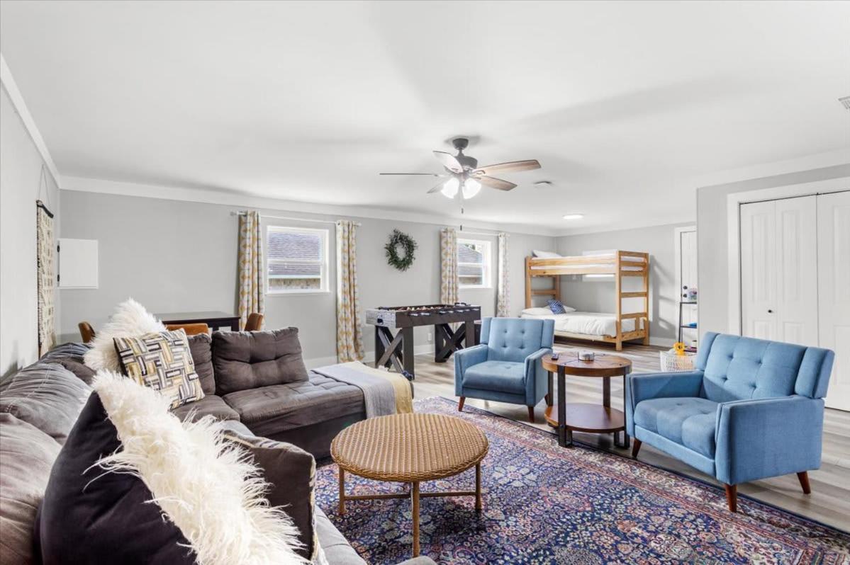 Ranch Home Gem 5Br Home Sleeps 12 With Game Room Gulfport Exterior foto