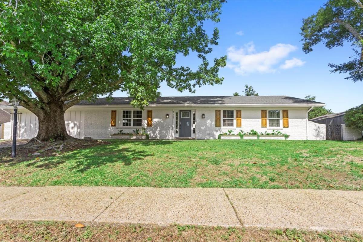 Ranch Home Gem 5Br Home Sleeps 12 With Game Room Gulfport Exterior foto